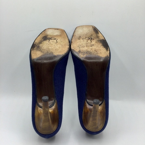 STUART Weitzman Sz 10M Navy Linen Open Toe Pump with Wood 4” Heels - Picture 9 of 13